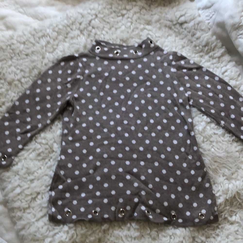 60% Cotton, 40% Viscose fashion top